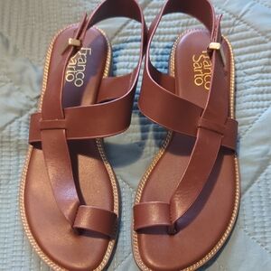 Franco Sarto Brown Leather Sandals Toe-Loop Design